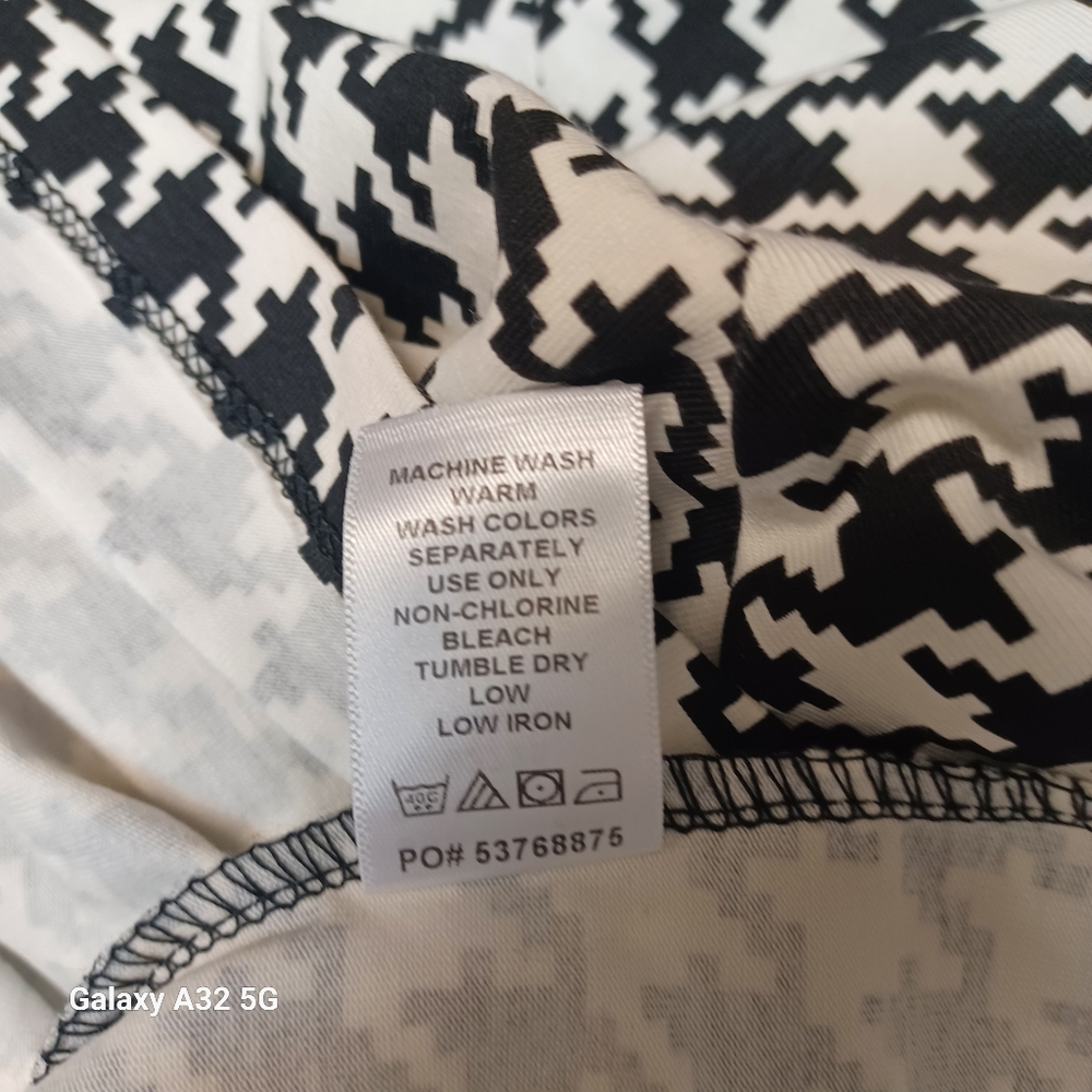 Jessica London Women Size 1X Black and White Houndstooth Blouse - Picture 11 of 12
